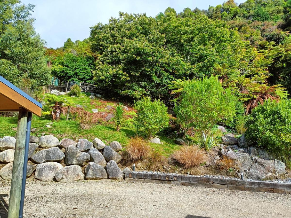 Riverstone Retreat Karamea 외부 사진